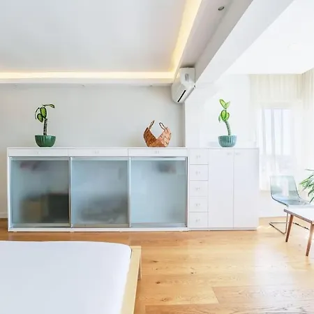 Premium Design In Cihangir Apartment Istanbul