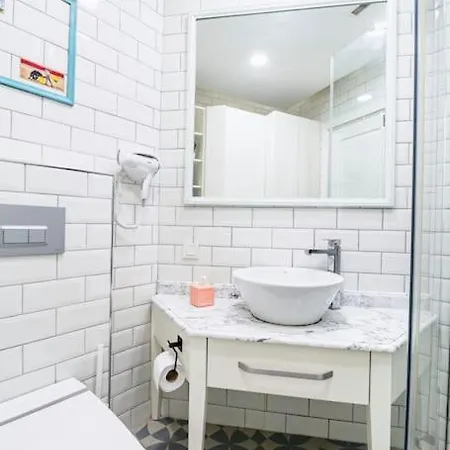 Premium Design In Cihangir شقة